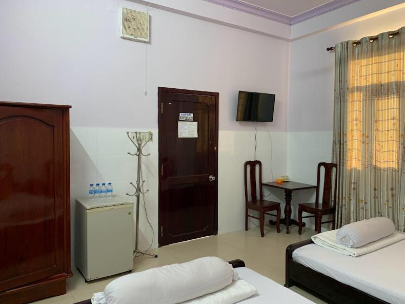 Khach San Tu Anh Hotel Ha Tien Exterior foto