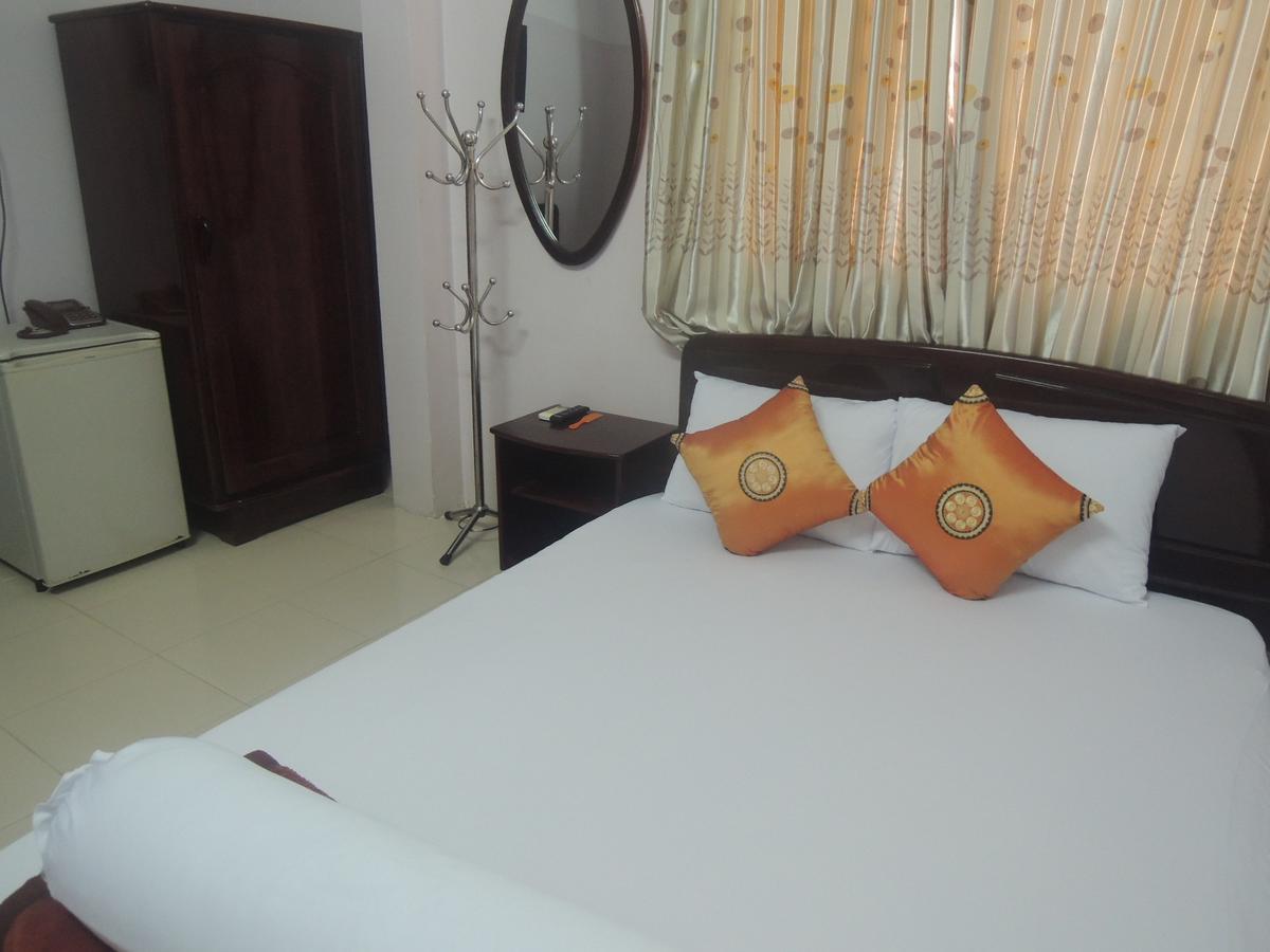 Khach San Tu Anh Hotel Ha Tien Exterior foto